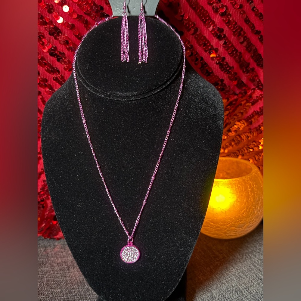 Paparazzi Pink Necklace with Silver Pendant